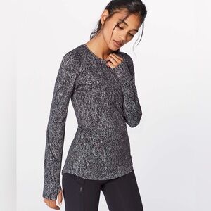 Lululemon Extra Mile Long Sleeve Size 4